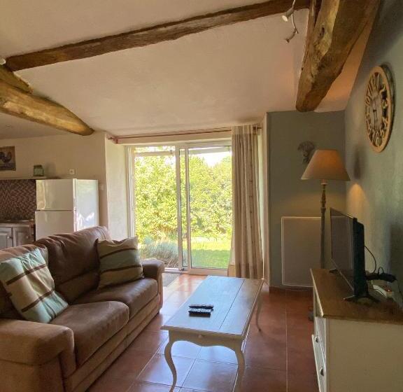 住宿加早餐  La Frapperie