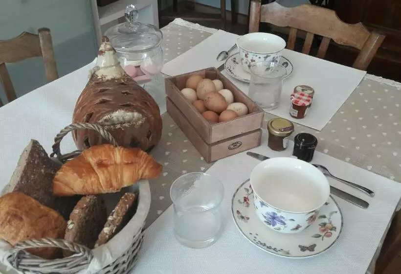تختخواب و صبحانه Le Clos Des Vergers