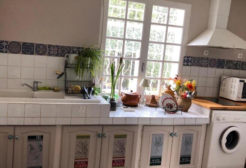 تختخواب و صبحانه Le Clos Des Vergers