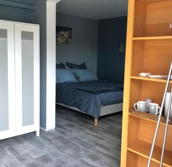 تختخواب و صبحانه Le Clos Des Vergers