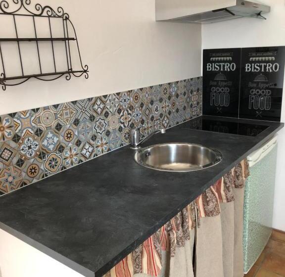 تختخواب و صبحانه Le Clos Des Vergers