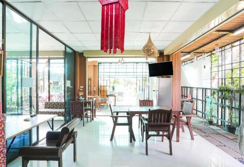 Отель Nakara Boutique Chiang Mai