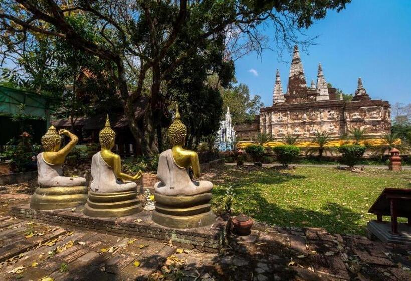 Отель Nakara Boutique Chiang Mai