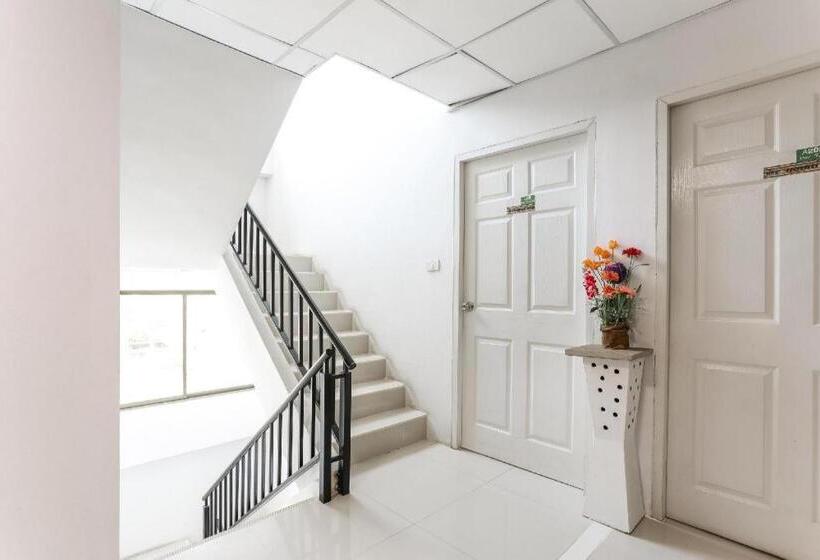 Отель Nakara Boutique Chiang Mai