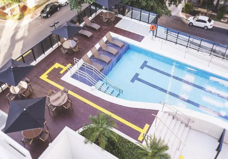 Hotel Athos Bulcão Hplus Executive