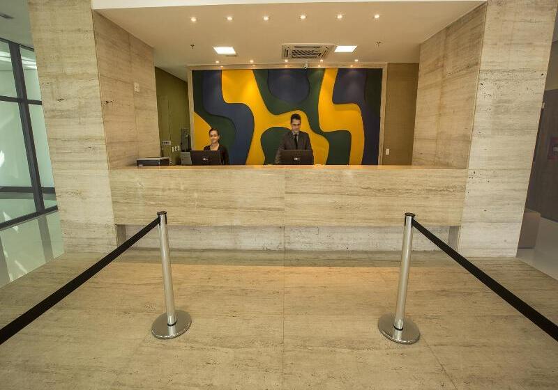 فندق Athos Bulcão Hplus Executive