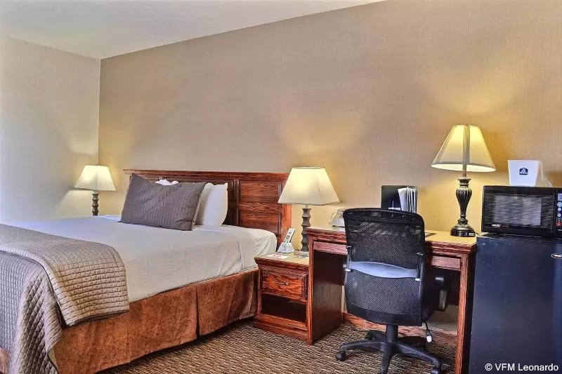 Отель Best Western Crosswinds Motor Inn