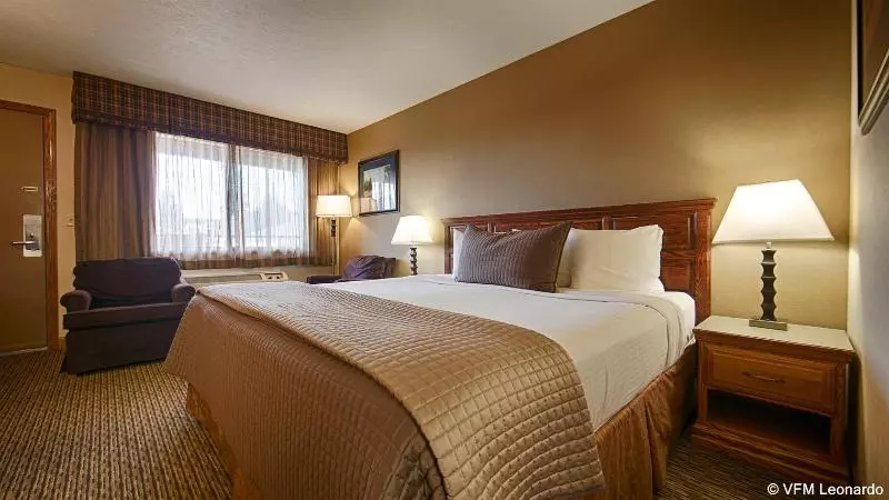 Отель Best Western Crosswinds Motor Inn