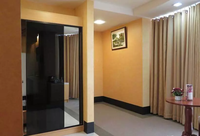 호텔 Big 8 Corporate