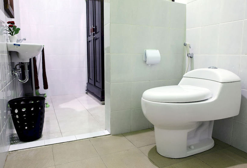 פונדק Budhas Guest House