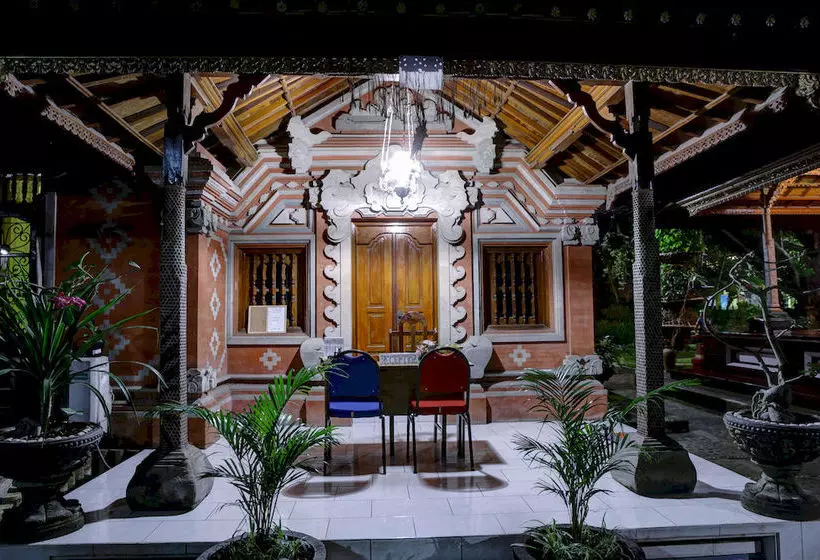 פונדק Budhas Guest House