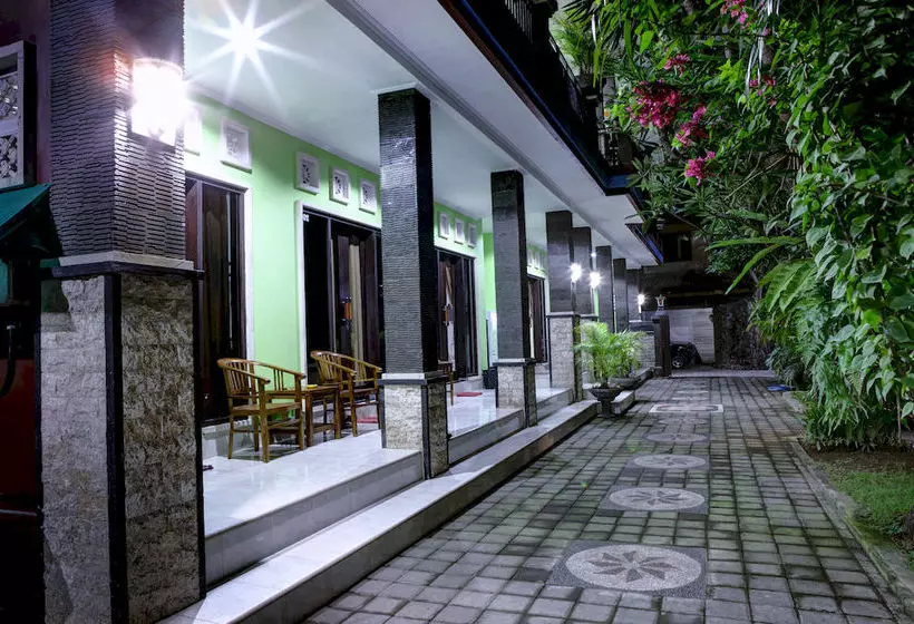 פונדק Budhas Guest House