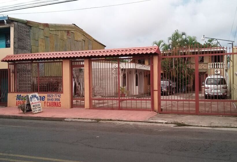 فندق Cabinas Madeleine