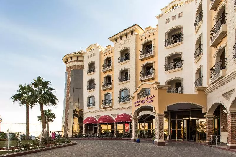 Отель Crowne Plaza Riyadh Al Waha, An Ihg