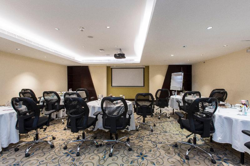 Hotel Crowne Plaza Riyadh Al Waha, An Ihg