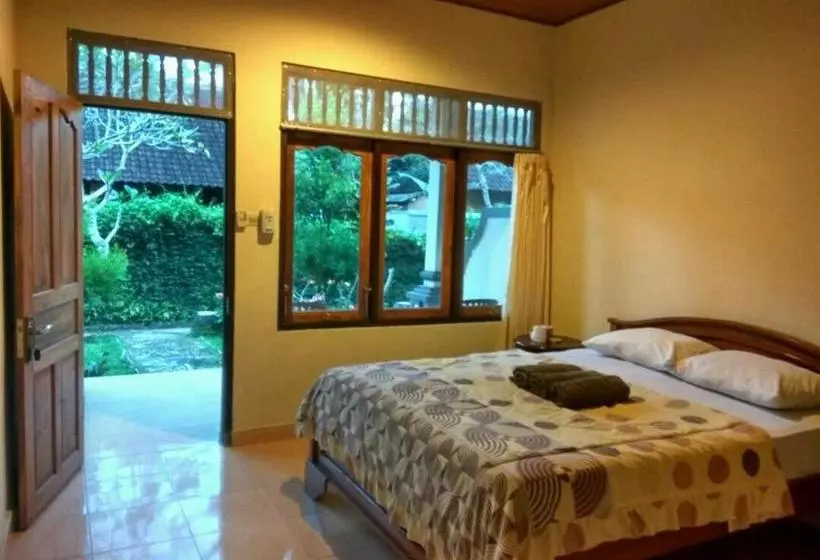 בית מלון כפרי Detri Inn