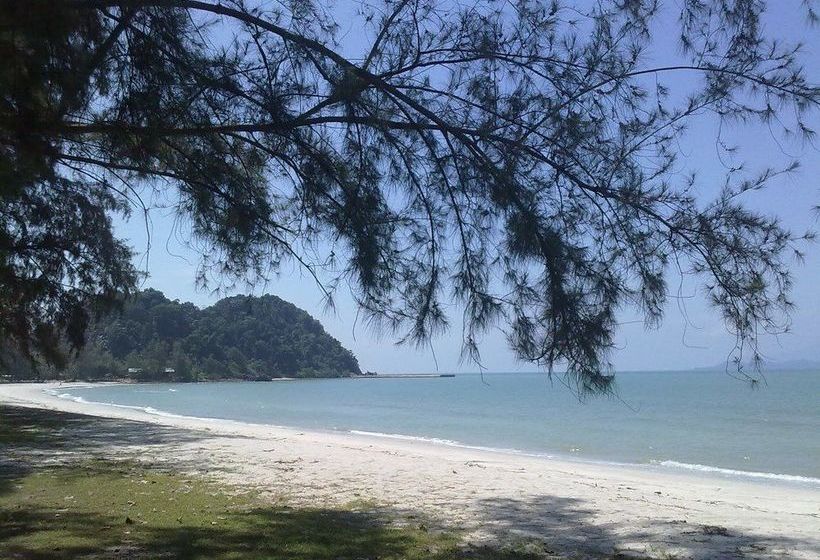 Отель Felda Residence Tanjung Leman