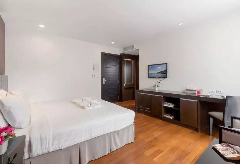 Hotel Kamala Beach Residence