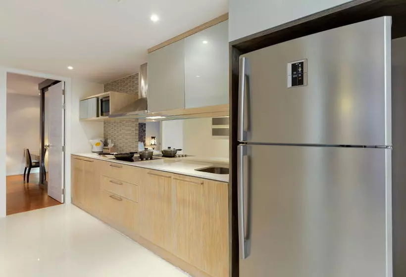 Hotel Kamala Beach Residence