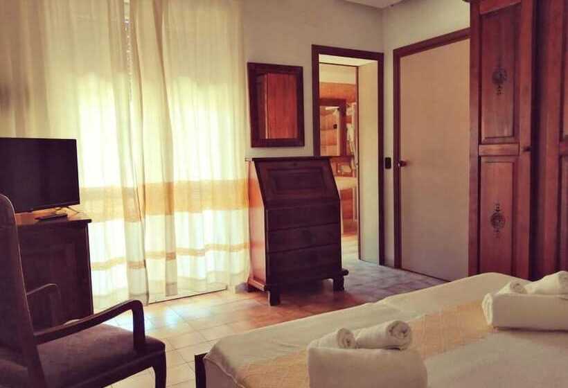 Club Malaspina Hotel & Resort