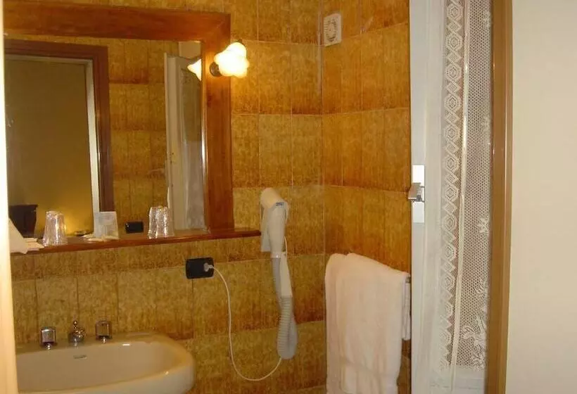 Club Malaspina Hotel & Resort