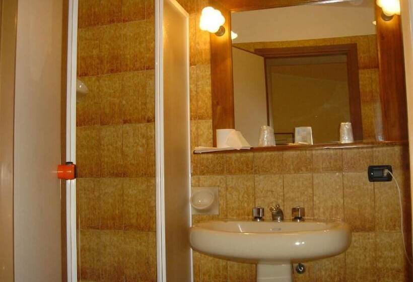 Club Malaspina Hotel & Resort