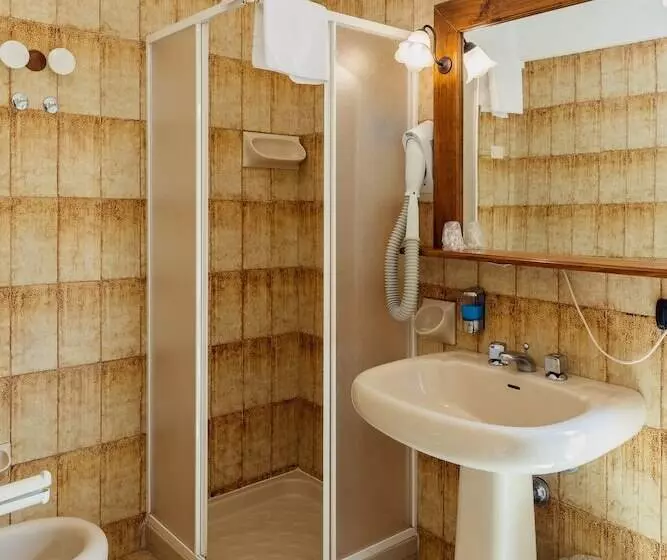 Club Malaspina Hotel & Resort