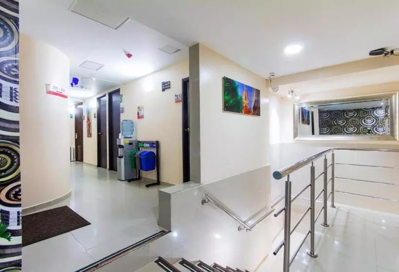 בית מלון כפרי Marina Suites By Geh Suites