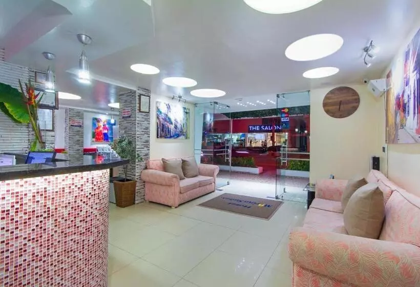 בית מלון כפרי Marina Suites By Geh Suites