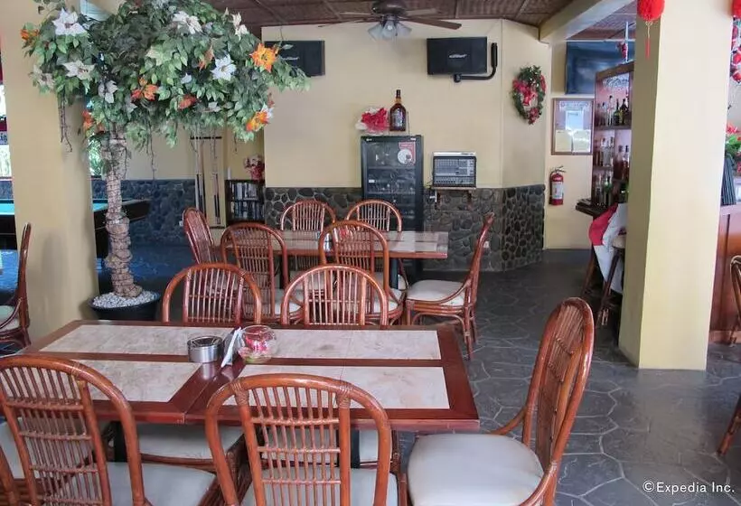 Otel Mermaid Resort Puerto Galera