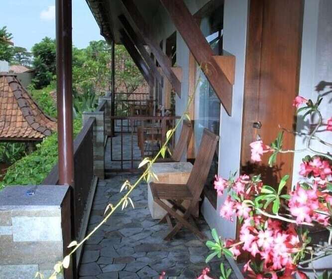 فندق Rumah Batu Boutique