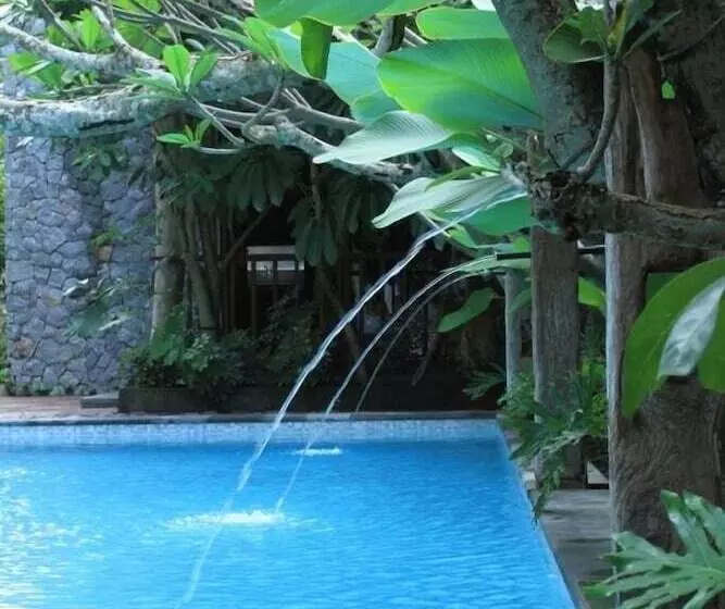 هتل Rumah Batu Boutique