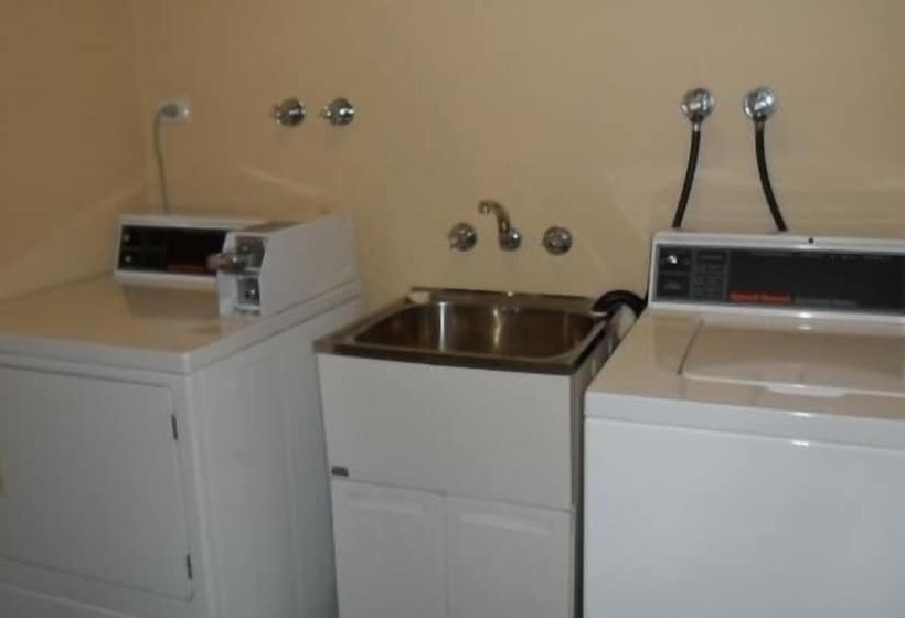 Отель Sheffield Motor Inn