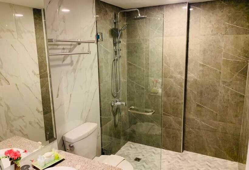 فندق The Airport Greenery