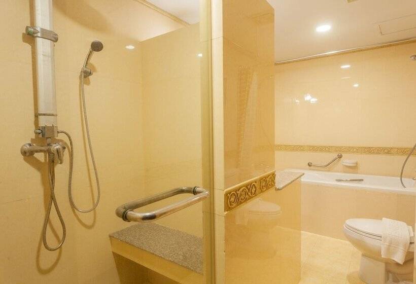 فندق The Airport Greenery