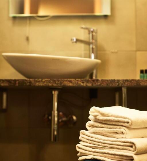 בית מלון כפרי Vila Emei