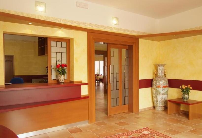 בית מלון כפרי Vila Emei