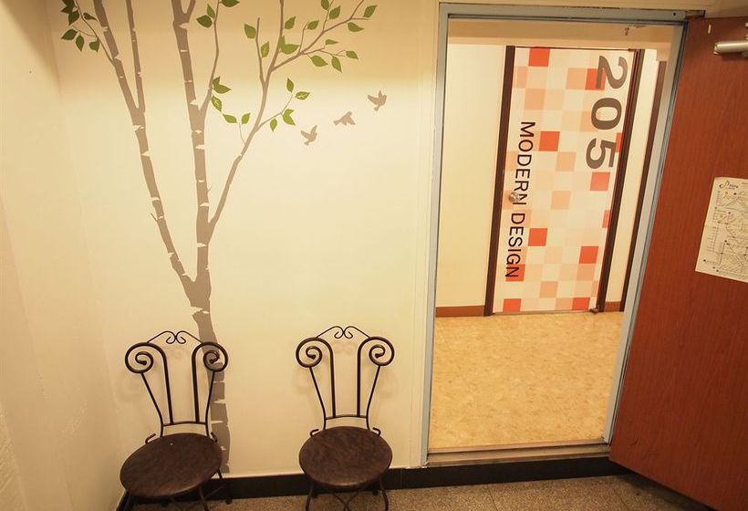 Shinchon Hostel