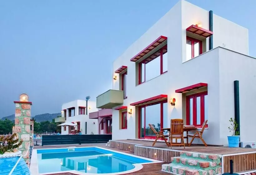 Spilia Bay Villas