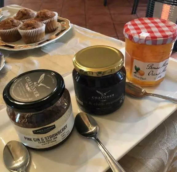 Aamiaismajoitus (B&B) Villa Pascal Guest House