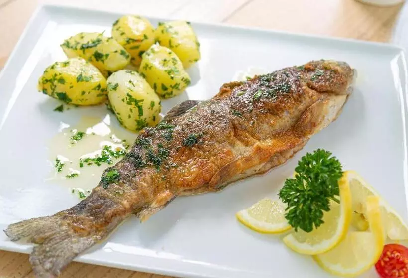 Hotelli Gasthof Zur Post