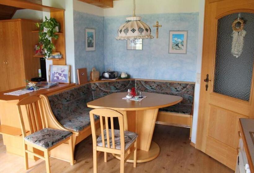 Отель Lassacher Biobauernhof