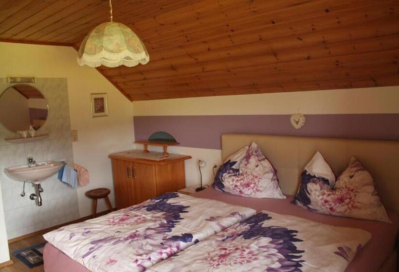 Отель Lassacher Biobauernhof