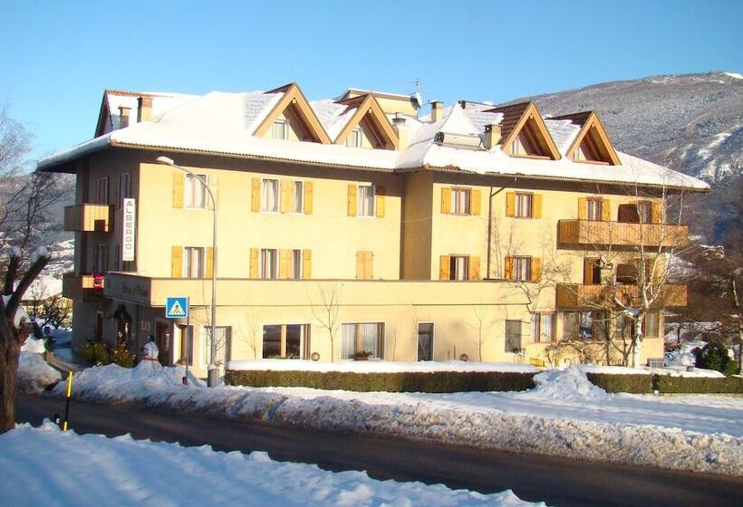 ホテル Rosa Alpina