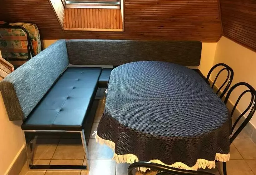 Majatalo Apartman Kata