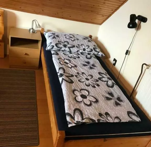 Majatalo Apartman Kata