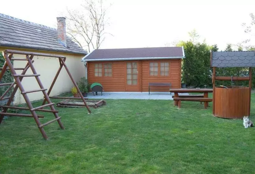 Majatalo Apartman Kata