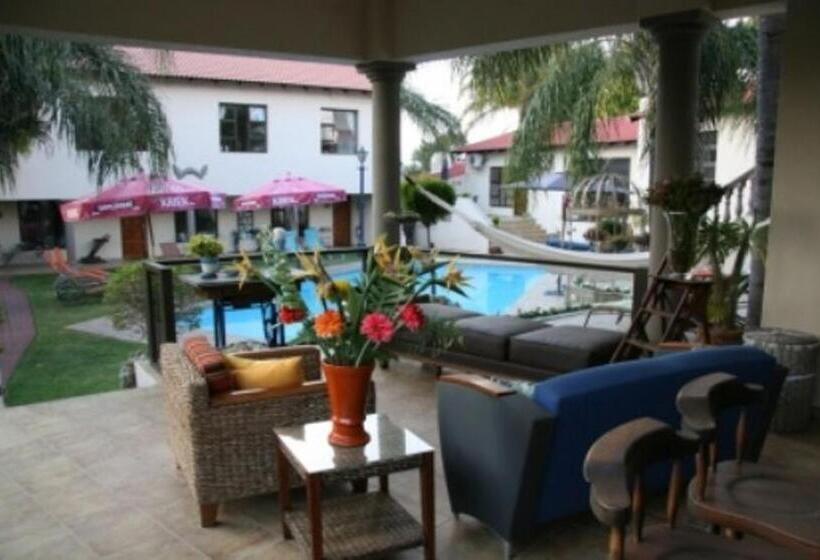 פנסיון Ponciana Superior Guesthouse