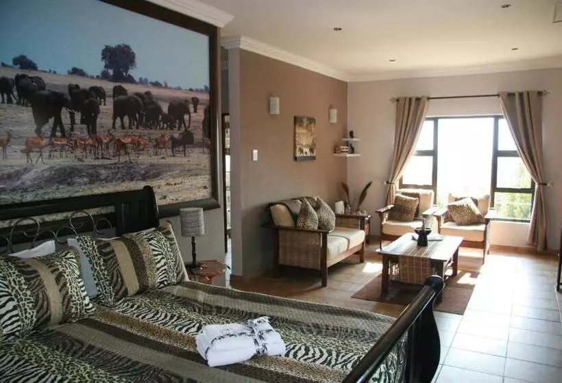 Majatalo Ponciana Superior Guesthouse