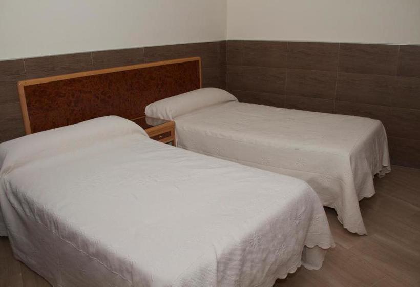 فندق فئة نجمة واحدة Domus Viatoris